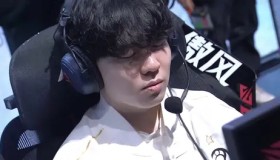 T1让二追三逆转HLE！Faker率队晋级S15四分之一决赛